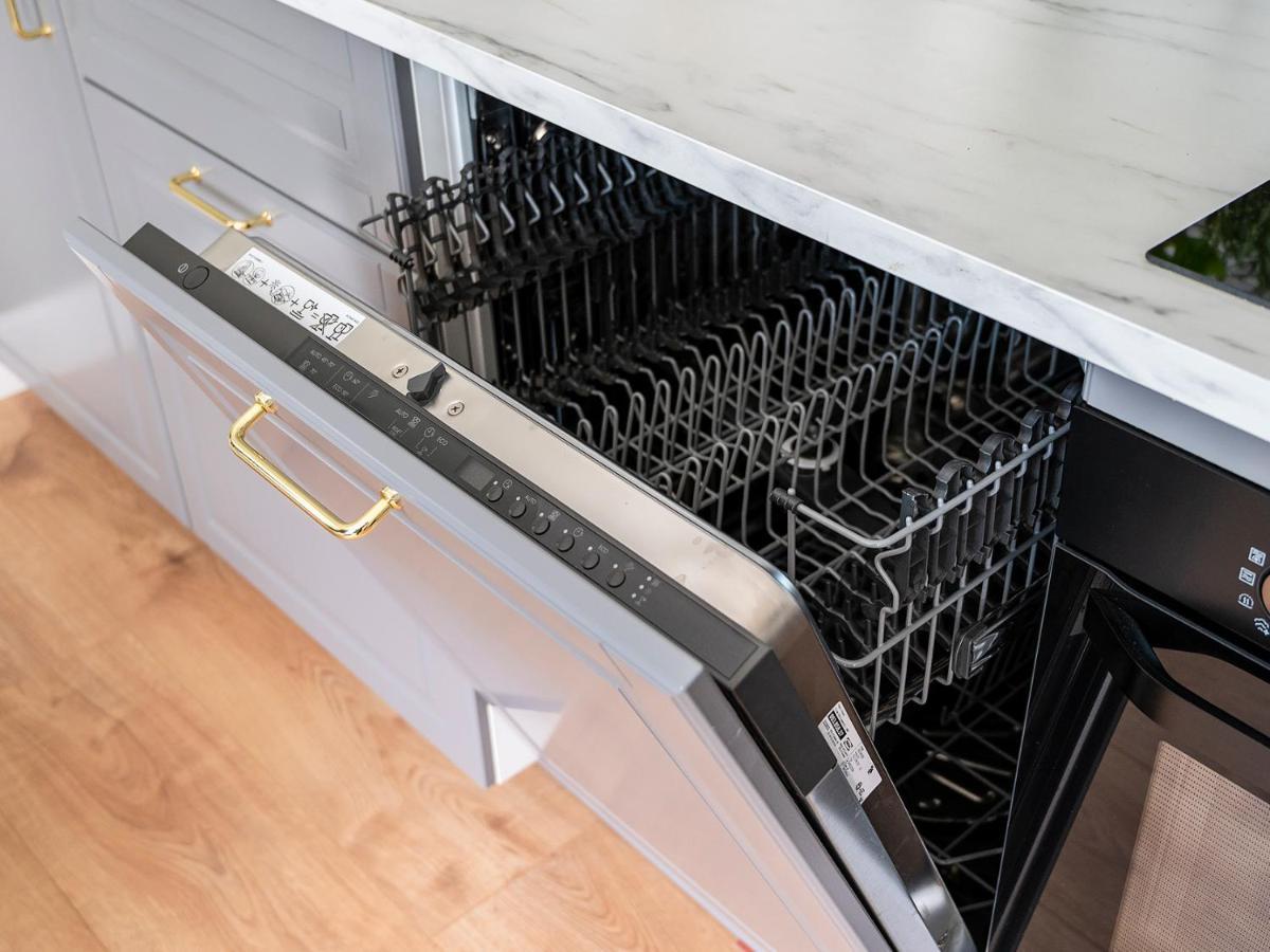 Yoursecondflat Grzybowska Metropoint Varşova Dış mekan fotoğraf