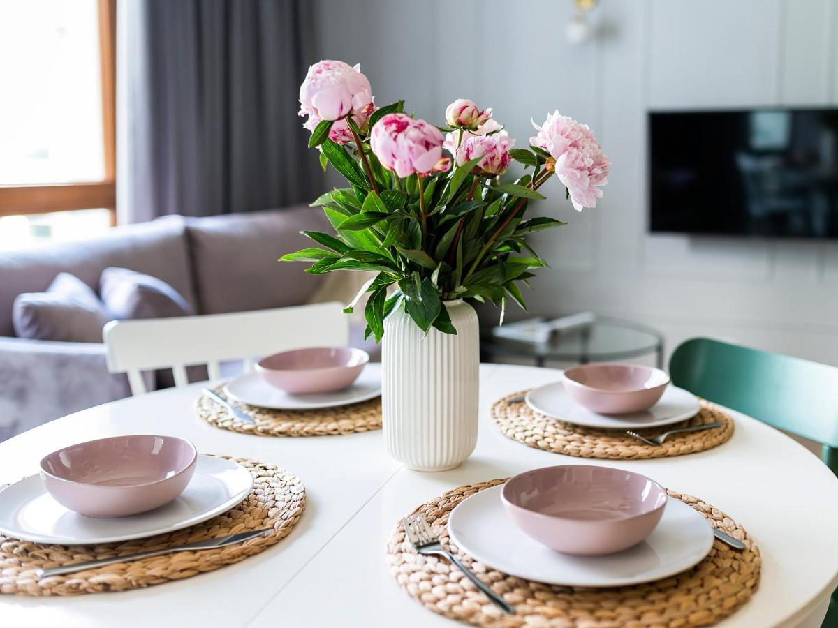 Yoursecondflat Grzybowska Metropoint Varşova Dış mekan fotoğraf