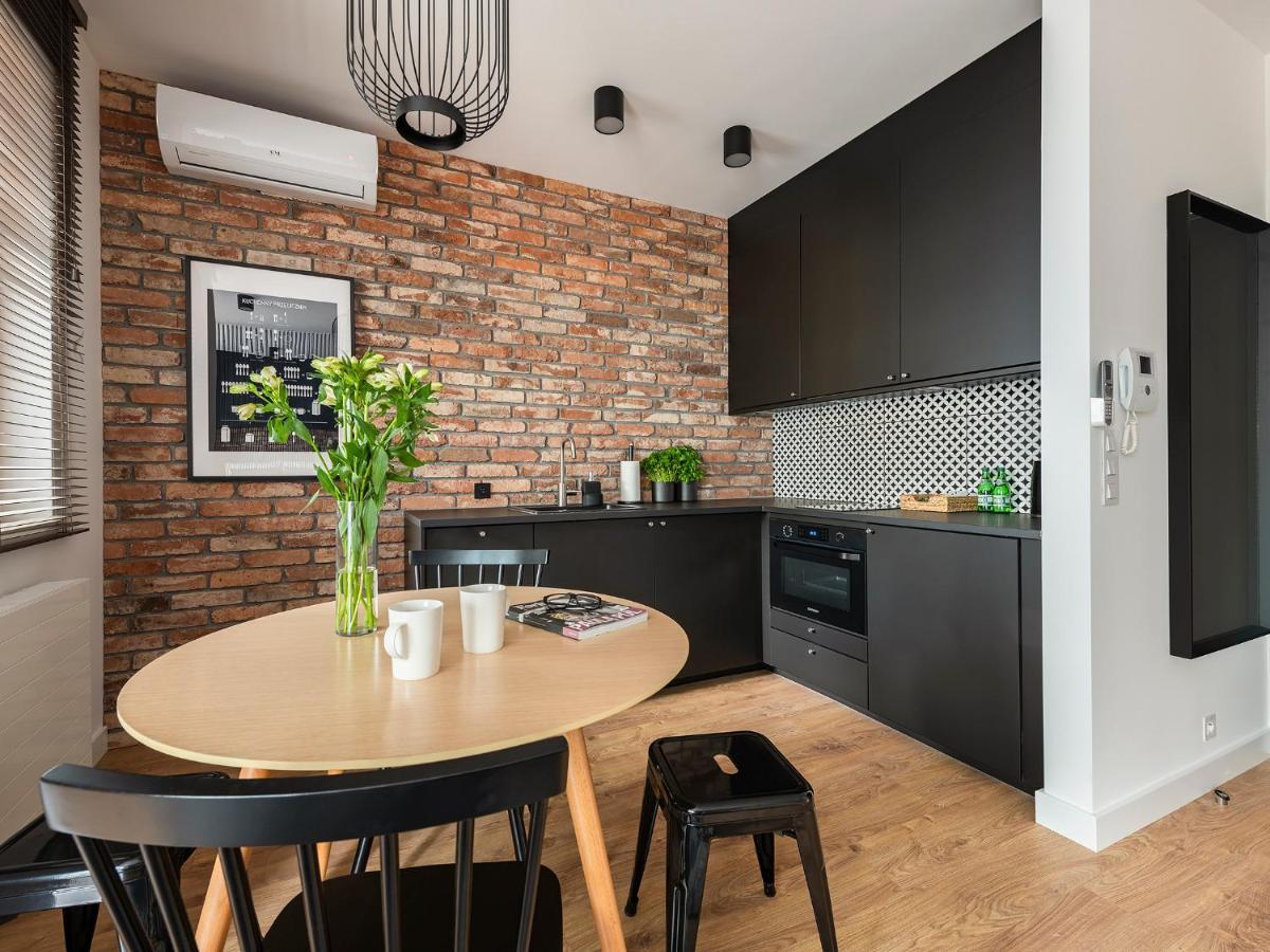 Yoursecondflat Grzybowska Metropoint Varşova Dış mekan fotoğraf
