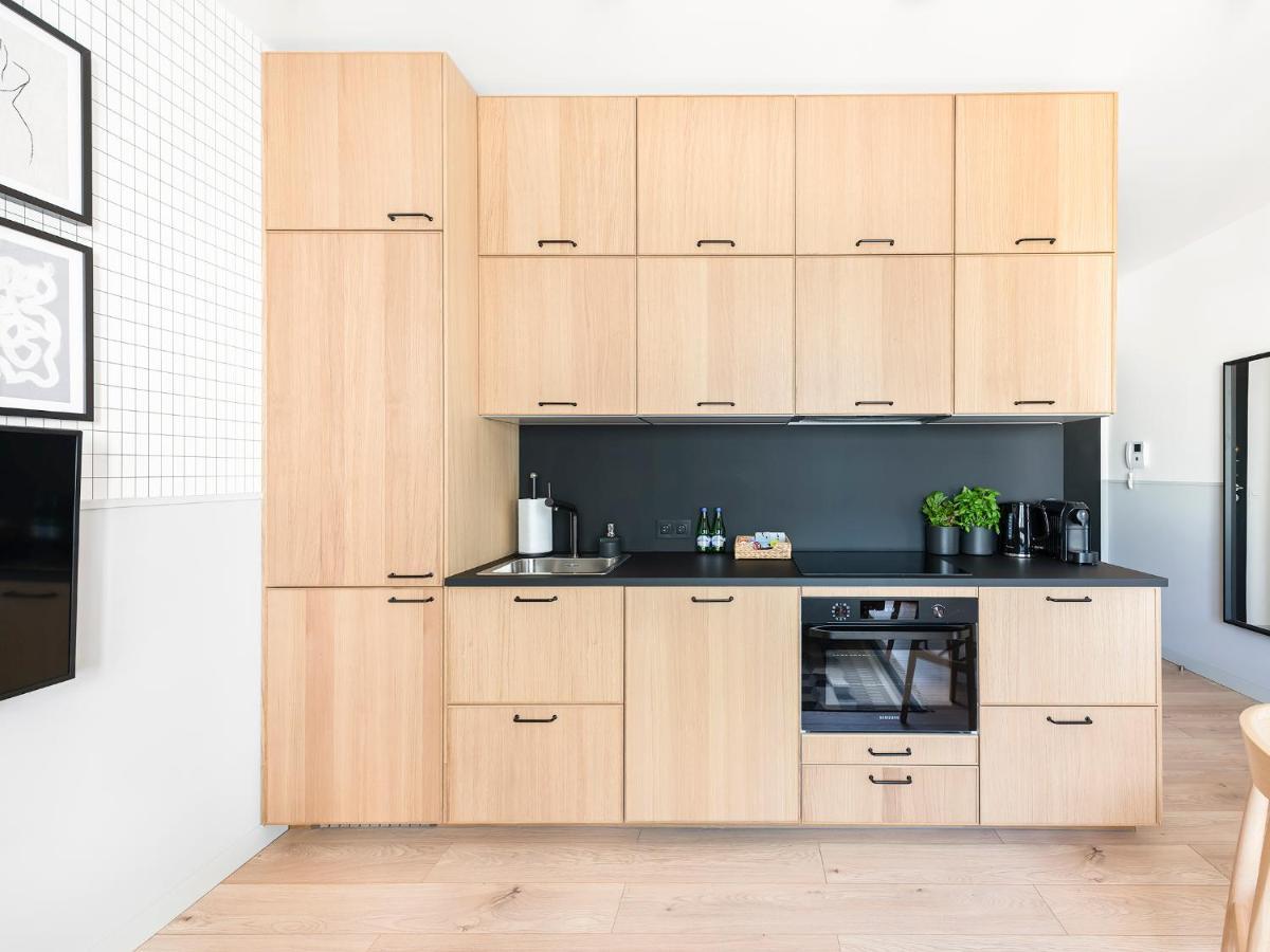 Yoursecondflat Grzybowska Metropoint Varşova Dış mekan fotoğraf